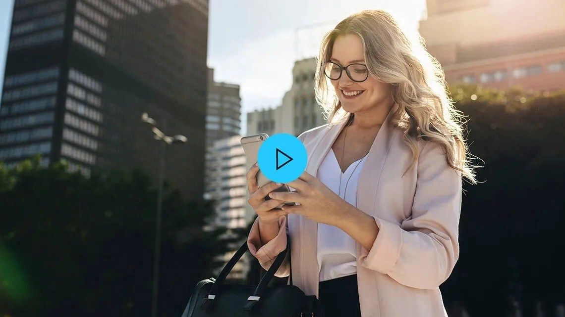 Proactive guidance with CXone Mpower.